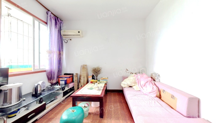 嘉皇小区二手房实景图