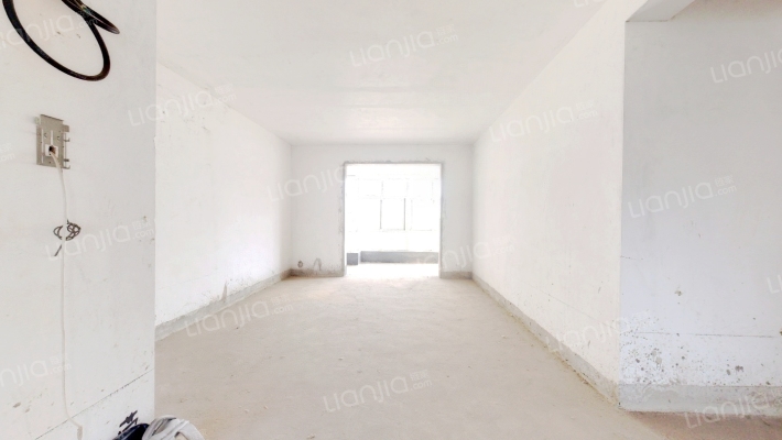 佳运环湖花园二手房实景图