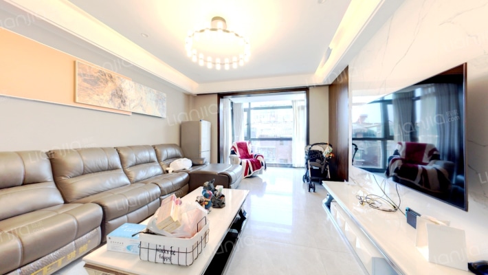 新凯山泉居小区二手房实景图