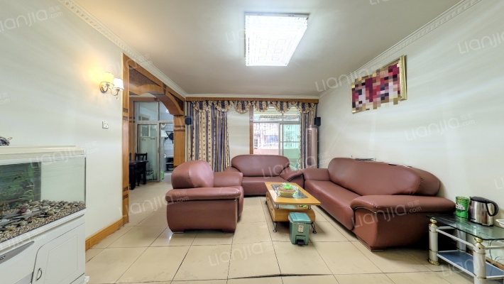 锦绣苑B区二手房实景图