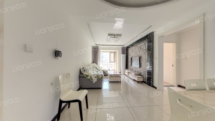 龙湖花千树二手房实景图