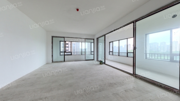 鲁能泰山7号二街区二手房实景图