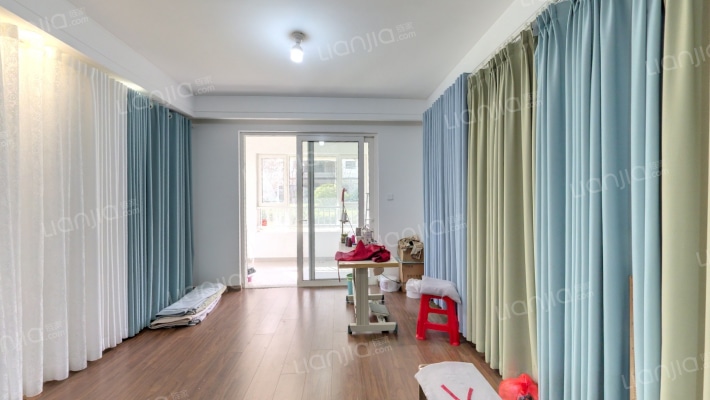 保利时代二手房实景图