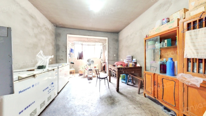 梅苑里二手房实景图