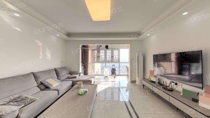 领航公馆二手房实景图