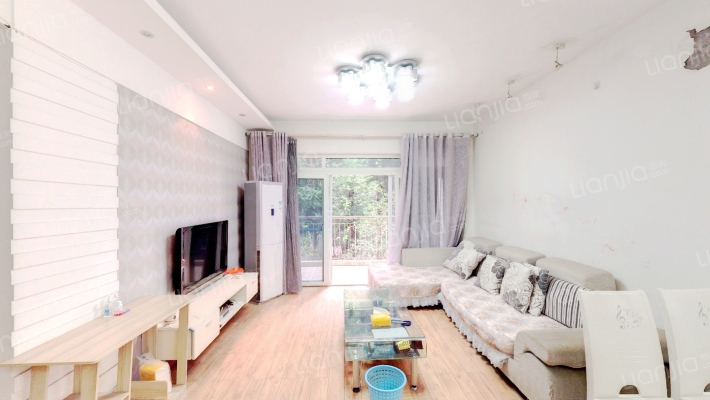 耐德佳苑二手房实景图