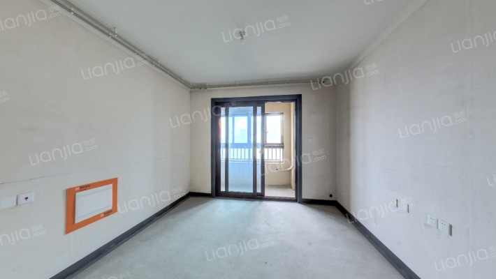 华润紫玥台二期二手房实景图