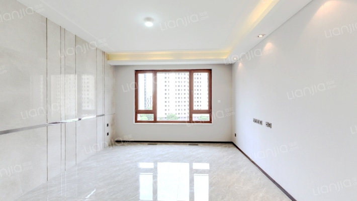 西山甲一号二手房实景图