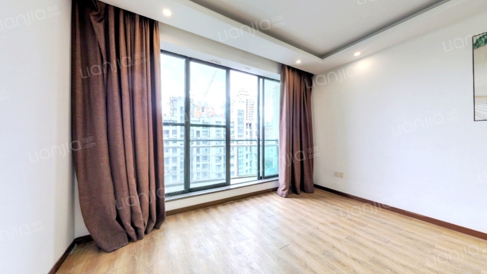 河滨围城二手房实景图