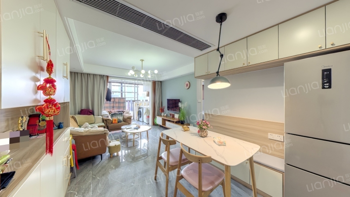 国美南长华府二手房实景图