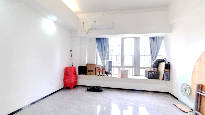 富力丽港中心二手房实景图