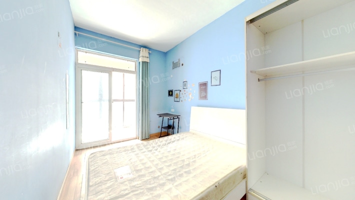 曙光星城B区二手房实景图