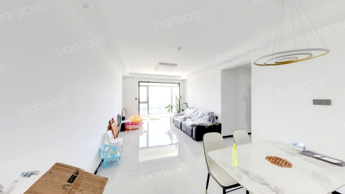 辉盛岚湾二手房实景图