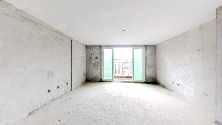 美林雅苑二手房实景图