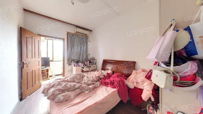 皇殿侧二手房实景图