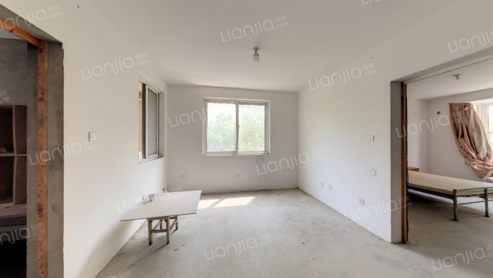 方泉苑五期F块二手房实景图