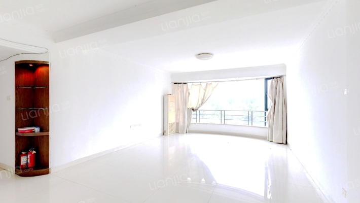 河畔明珠二手房实景图