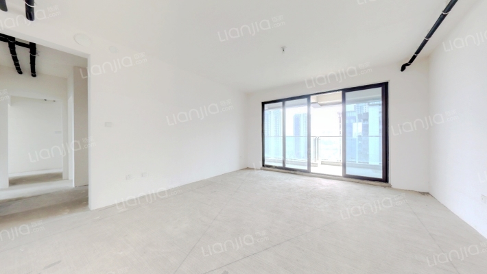 麓鸣九天麓鸣苑二手房实景图