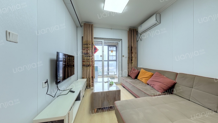 龙湖梵悦台二手房实景图