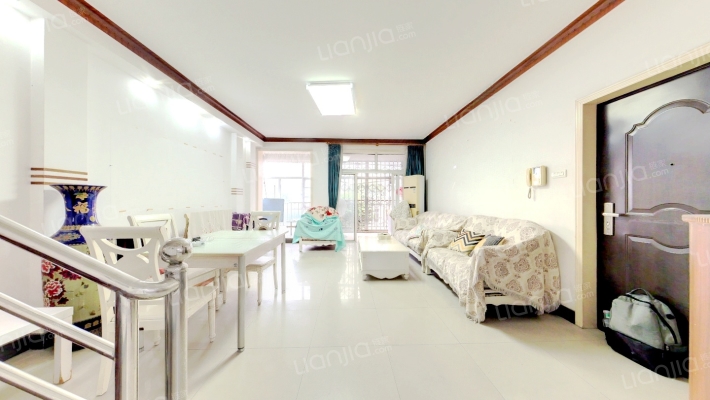 后湖馨居二手房实景图