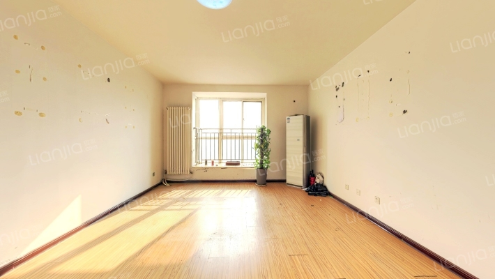 金裕云顶二手房实景图