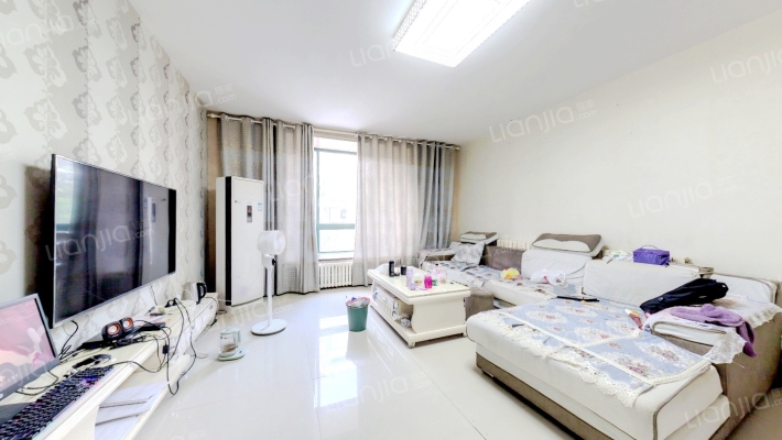 南山城市花园B区二手房实景图