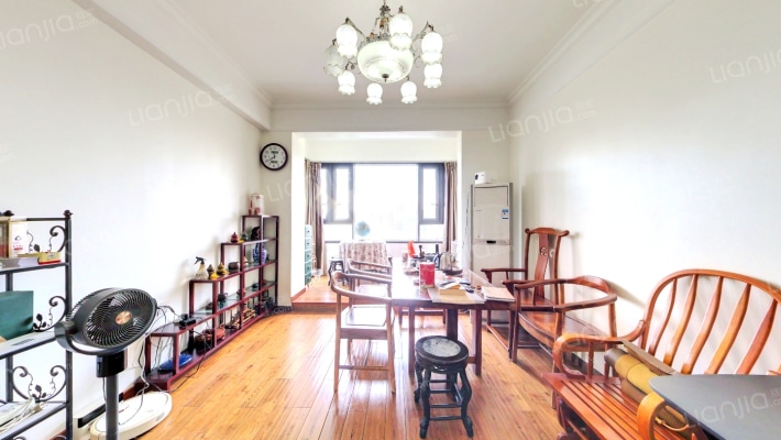 世欧彼岸城C区二手房实景图