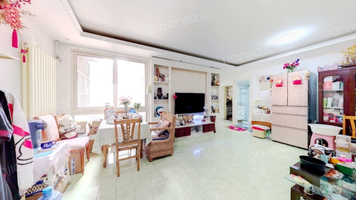 聚豪广场二手房实景图