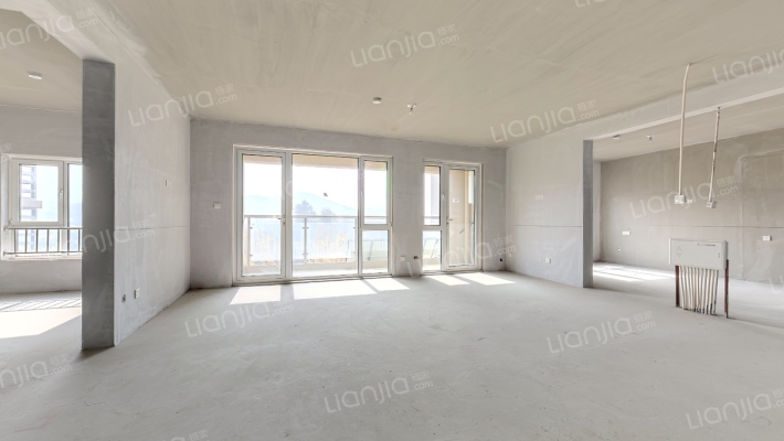 峰山怡景南区二手房实景图