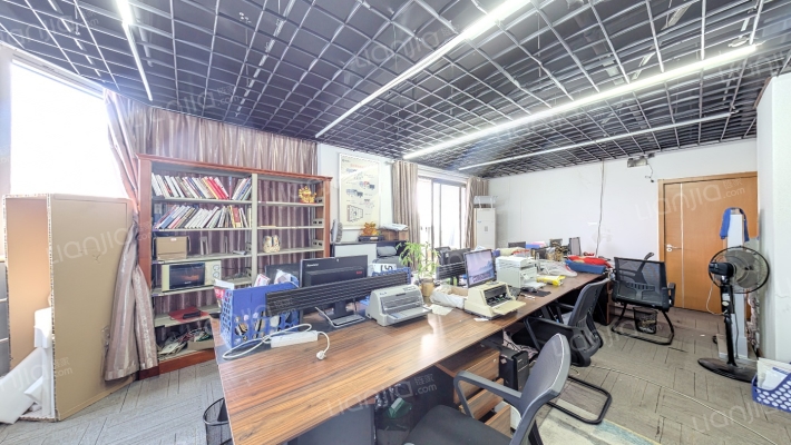 泰豪科技广场二手房实景图