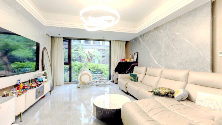 城投置地梧桐栖2期二手房实景图