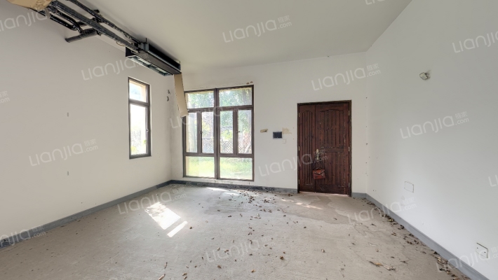 龙湖东桥郡二组团二手房实景图