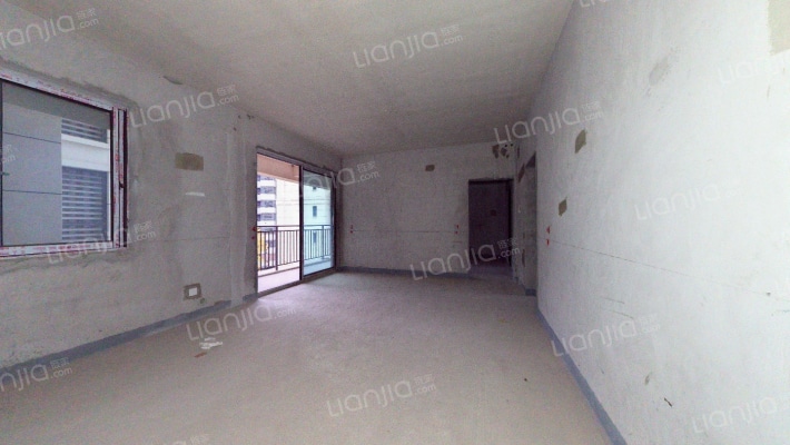 中梁和苑二手房实景图