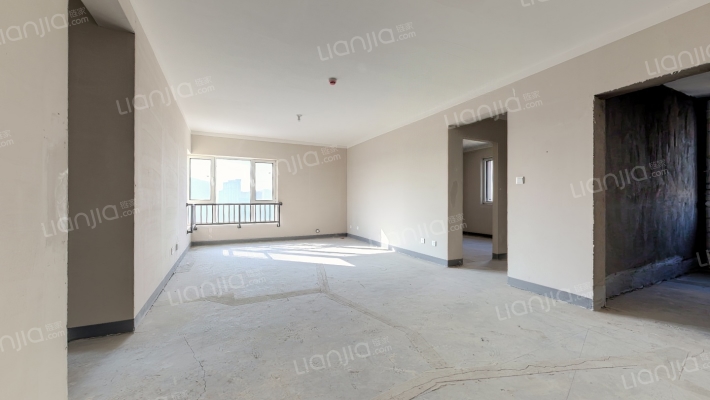 空港澜庭B区二手房实景图