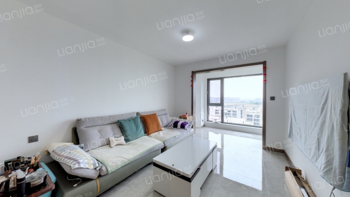 万科墨翠府二手房实景图