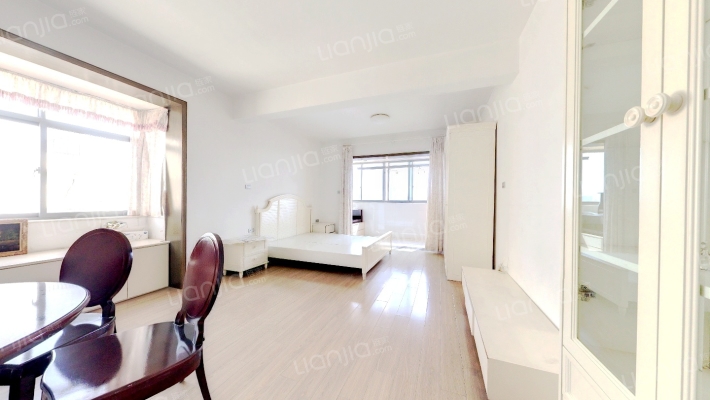 同济宝丰小区二手房实景图