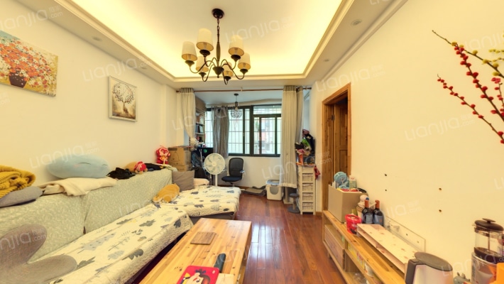 彩虹花园东区二手房实景图