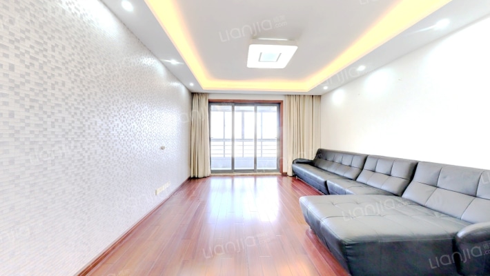 新港名仕花园二手房实景图