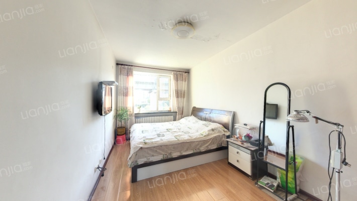 万嘉花园B区二手房实景图