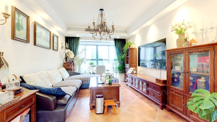 恒辉翡翠花园二手房实景图