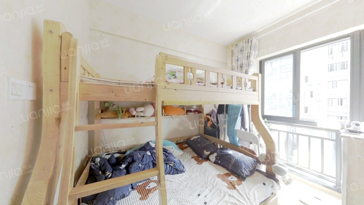 财富广场二手房实景图