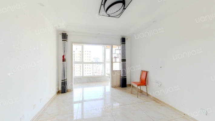 铂悦府二手房实景图