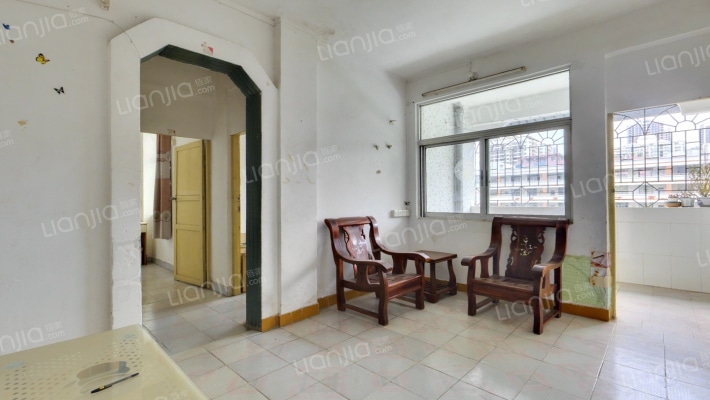 近秀花园住宅小区二手房实景图