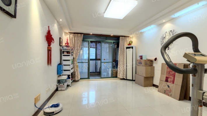 康泰新城二手房实景图