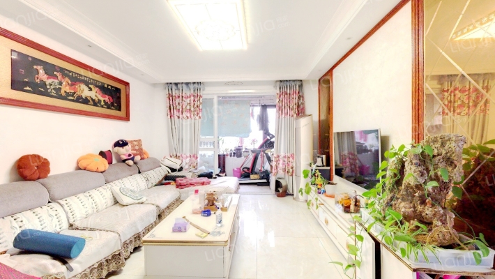 海尔云世界滟澜公馆花园一区二手房实景图