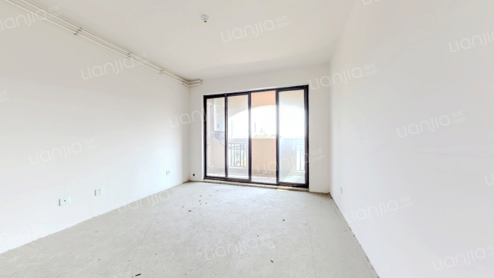 百合园二手房实景图