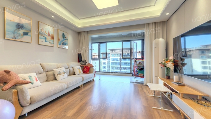 人居万新峰荟二手房实景图