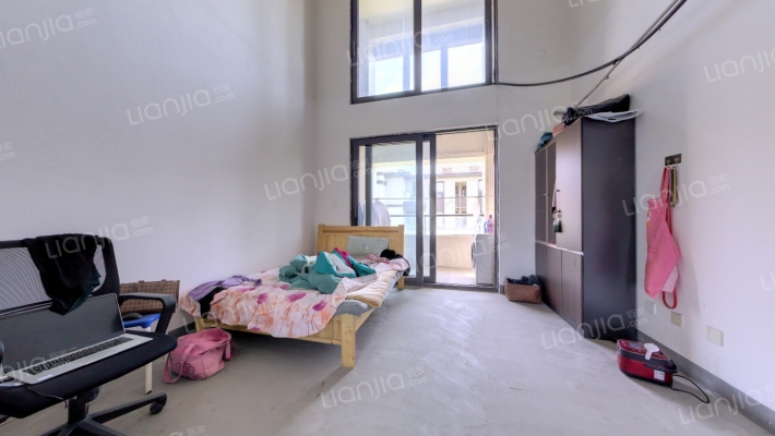 阅山居二手房实景图