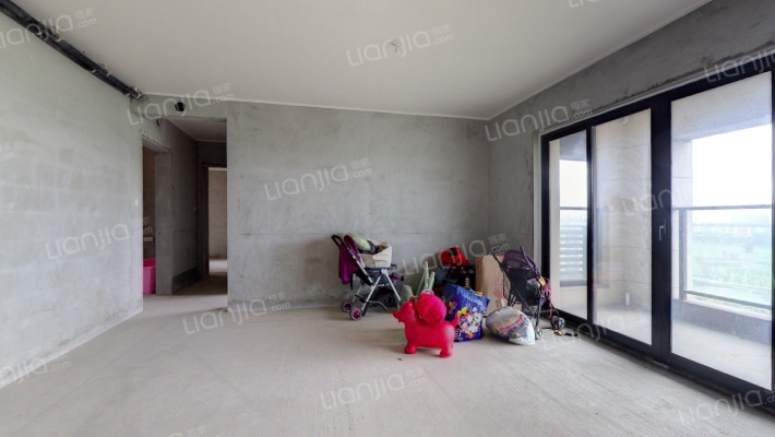 保利天汇二手房实景图