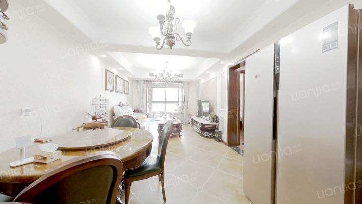 溪湾雅苑一区二手房实景图